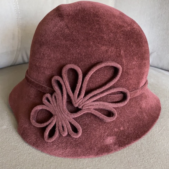 Helen Kaminski Australia Felt Hat Burgundy color - Picture 2 of 8